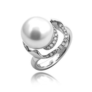 South Sea Pearl Diamond Ring