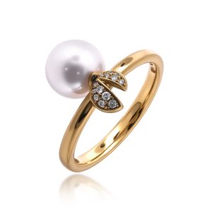 Akoya Pearl Diamond Ring