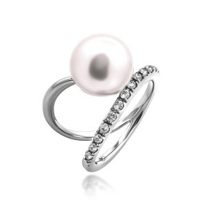 South Sea Pearl Diamond Ring